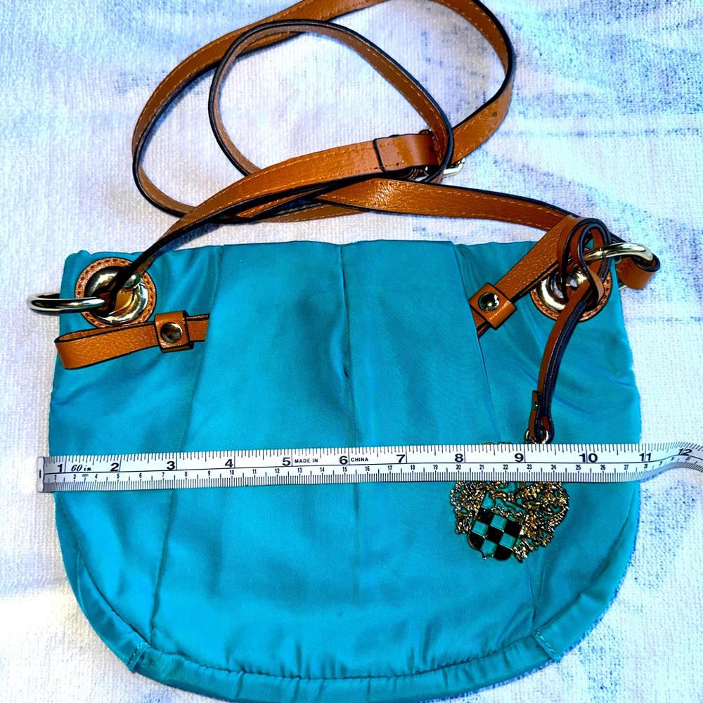 Vince Camuto Turquoise and Brown Crossbody purse - Picture 12 of 12